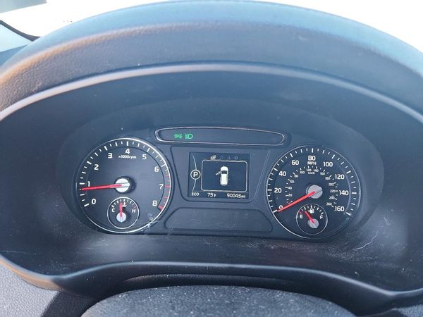 2016 KIA SORENTO L / LX