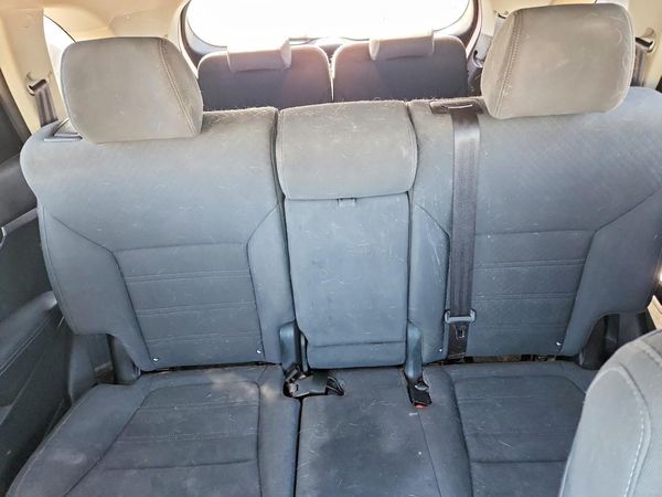 2016 KIA SORENTO L / LX