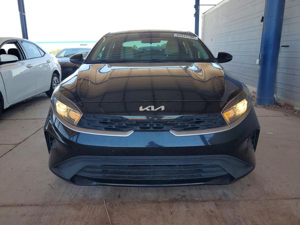 2022 KIA FORTE FE, LXS