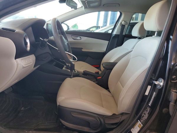 2022 KIA FORTE FE, LXS