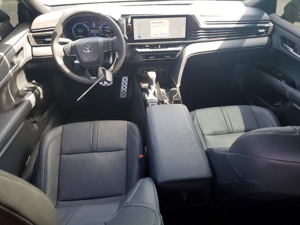 2026 TOYOTA CAMRY