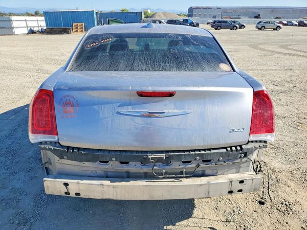 2016 CHRYSLER 300 Limited