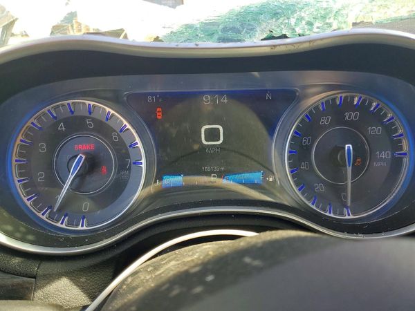 2016 CHRYSLER 300 Limited