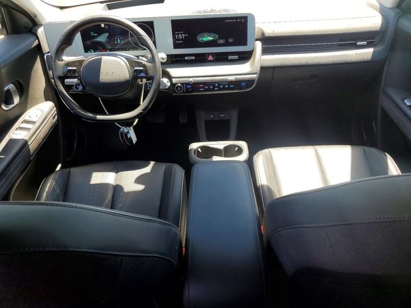 2024 HYUNDAI IONIQ