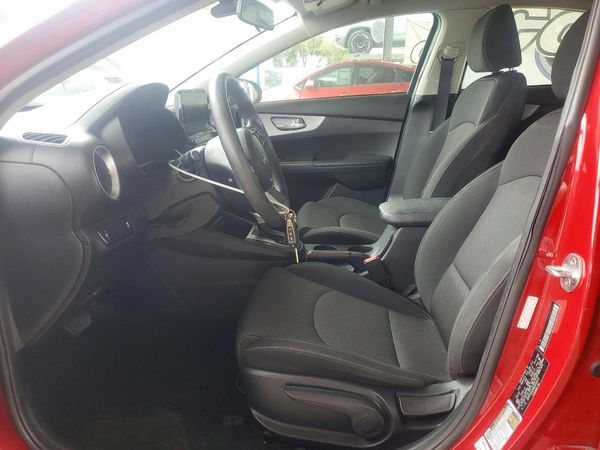 2022 KIA FORTE FE, LXS