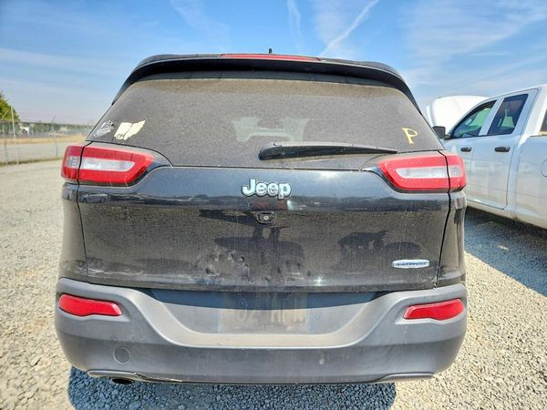 2015 JEEP CHEROKEE LATITUDE FWD