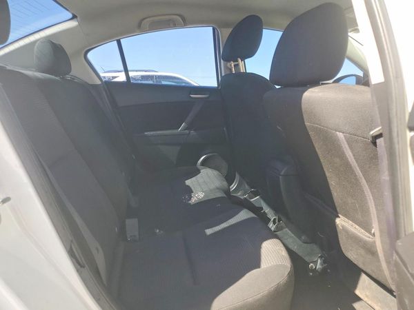 2013 MAZDA 3 Sport/GX