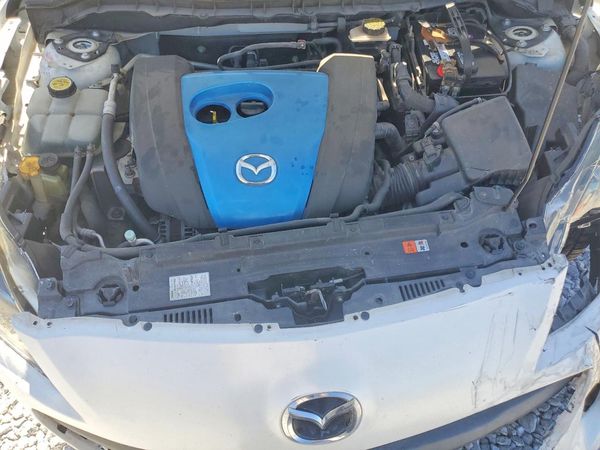 2013 MAZDA 3 Sport/GX