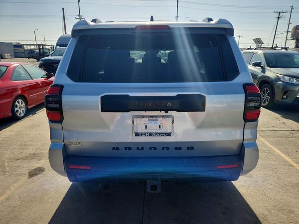 2025 TOYOTA 4RUNNER