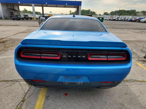 2015 DODGE CHALLENGER SXT Plus