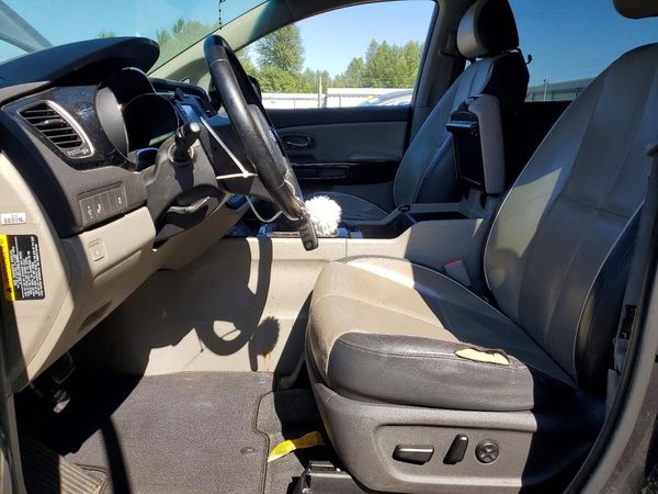 2016 KIA SEDONA EX - Middle level