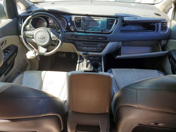 2016 KIA SEDONA EX - Middle level