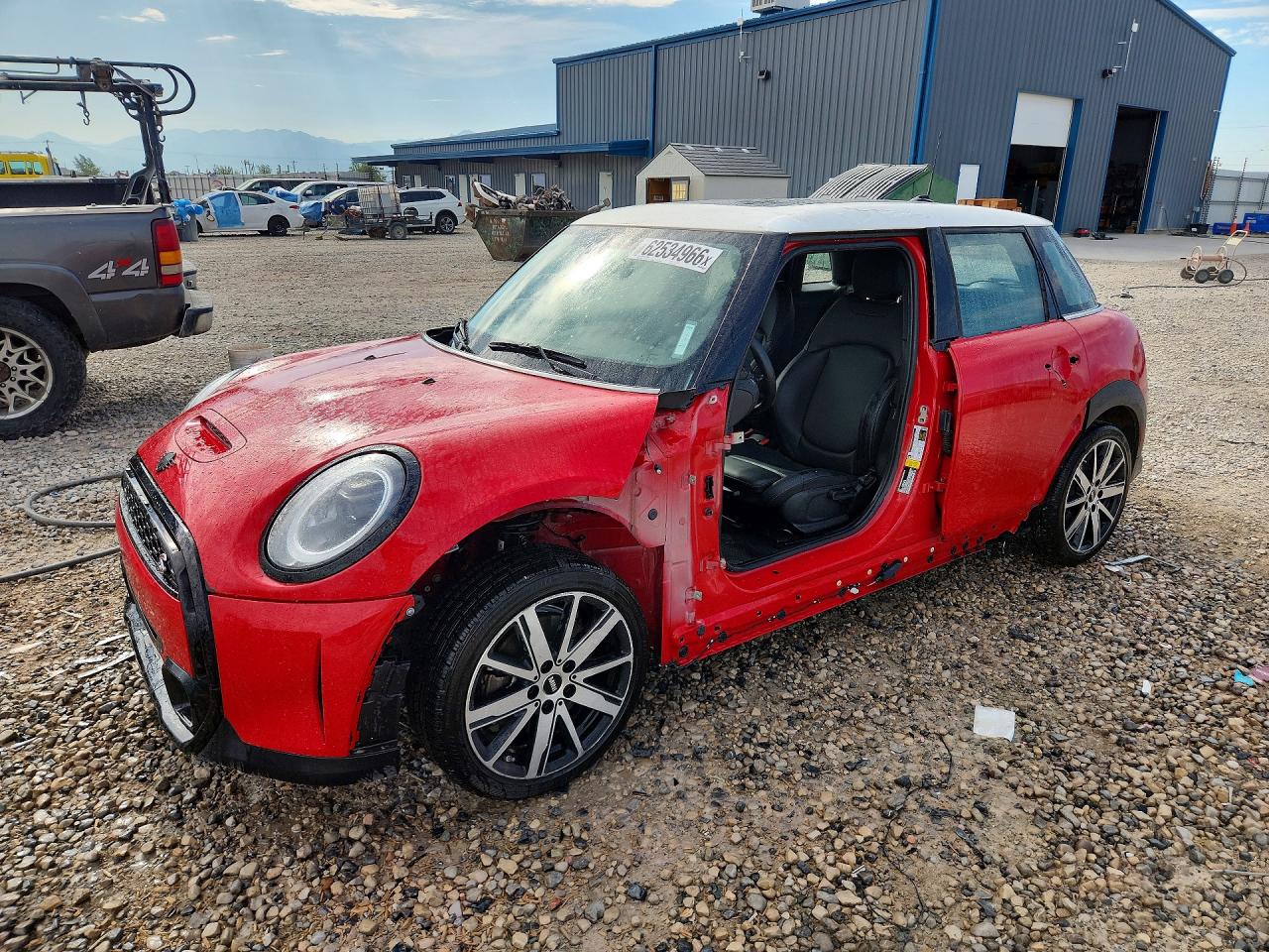 2023 MINI COOPER