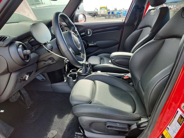 2023 MINI COOPER