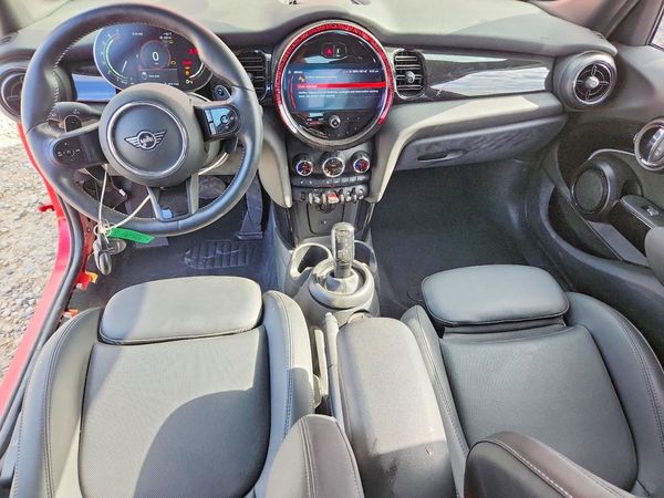 2023 MINI COOPER