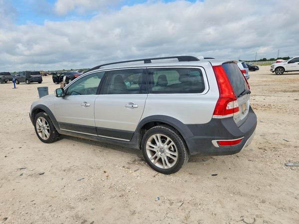 2016 VOLVO XC70