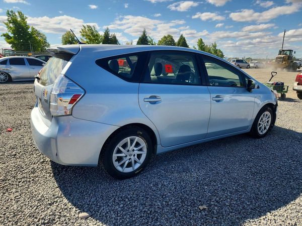 2012 TOYOTA PRIUS V TH