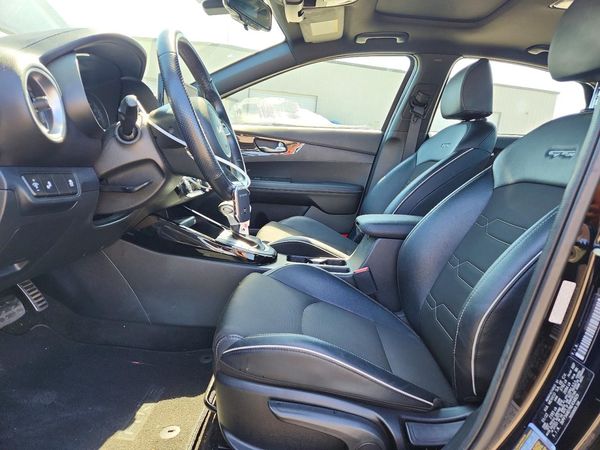 2022 KIA FORTE GT Line