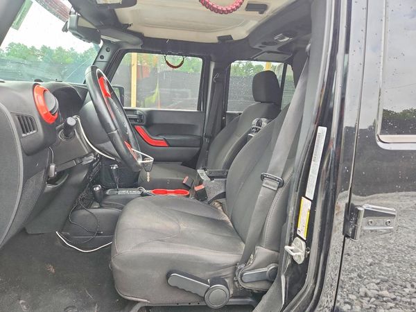 2015 JEEP WRANGLER UNLIMITED SPORT 4X4