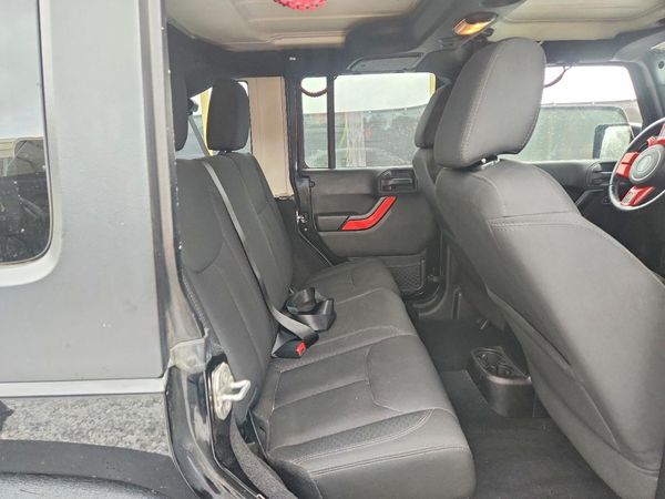 2015 JEEP WRANGLER UNLIMITED SPORT 4X4