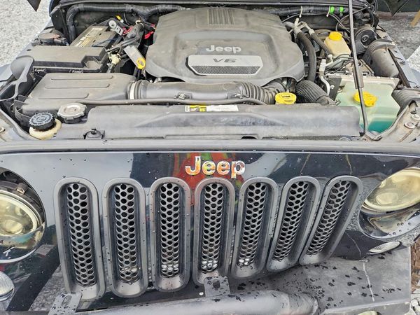 2015 JEEP WRANGLER UNLIMITED SPORT 4X4