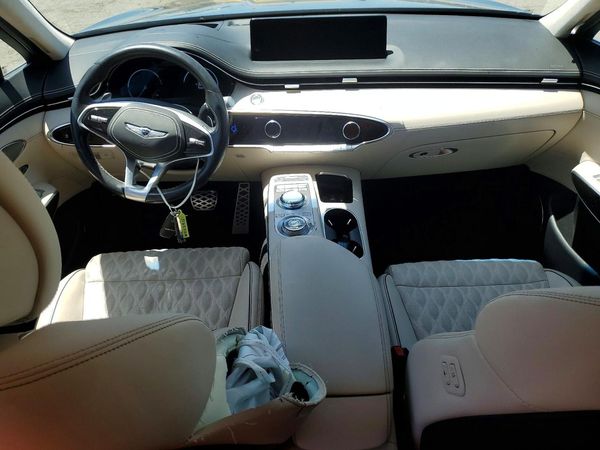 2022 GENESIS GV70