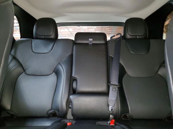 2023 JEEP CHEROKEE ALTITUDE LUX 4X4