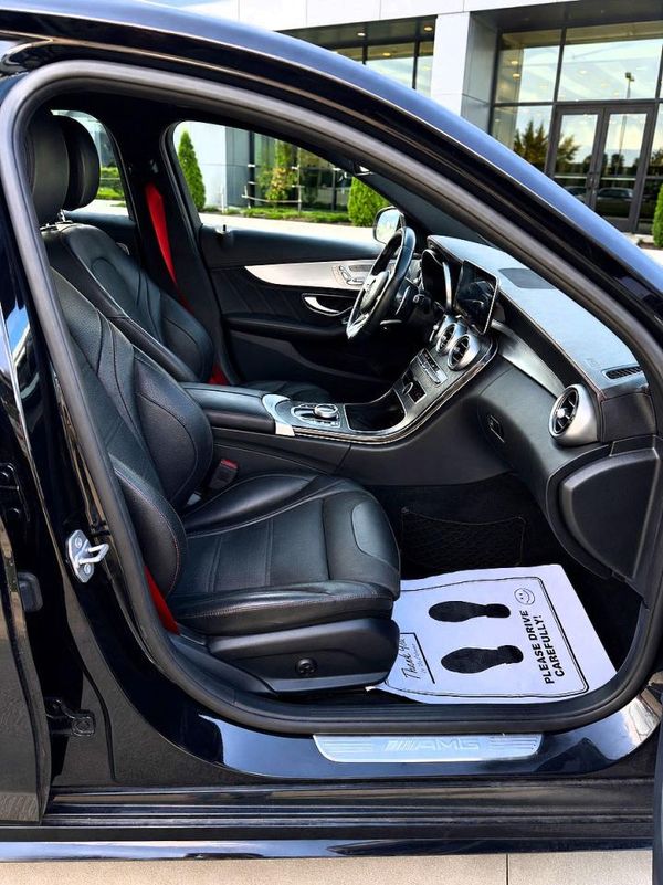 2019 MERCEDES-BENZ C