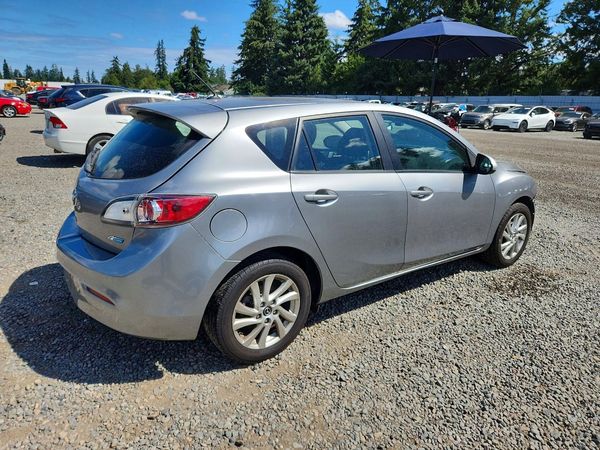 2013 MAZDA 3 Touring/GS