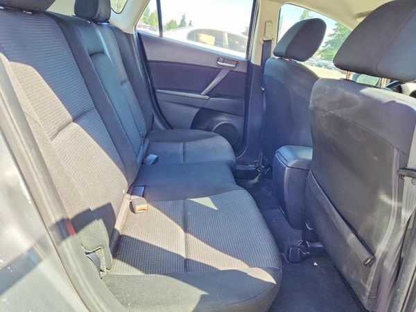 2013 MAZDA 3 Touring/GS