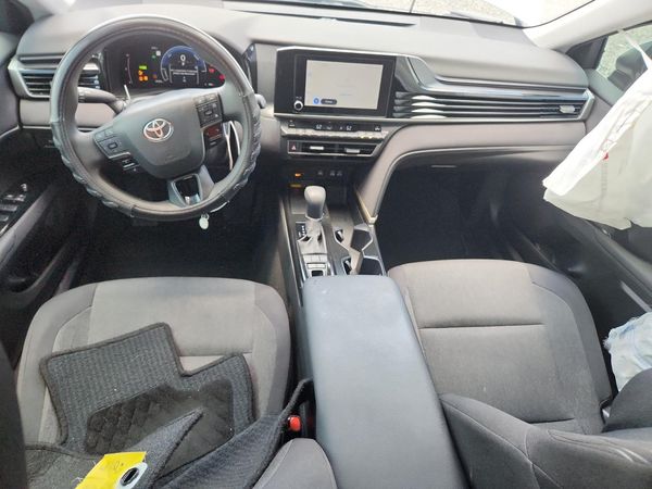 2025 TOYOTA CAMRY