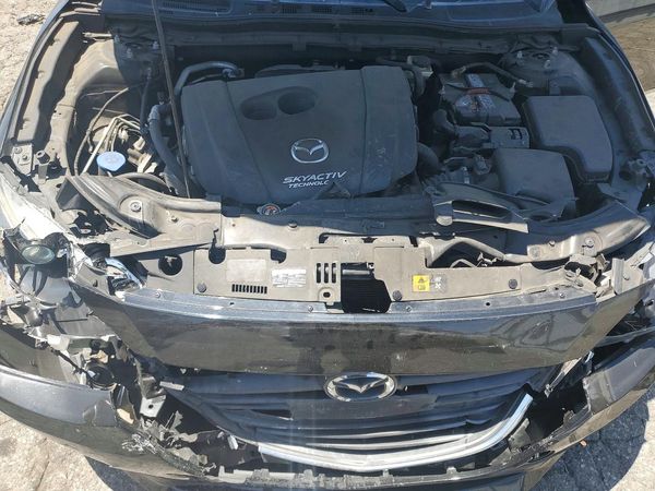 2015 MAZDA 3 Touring/GS