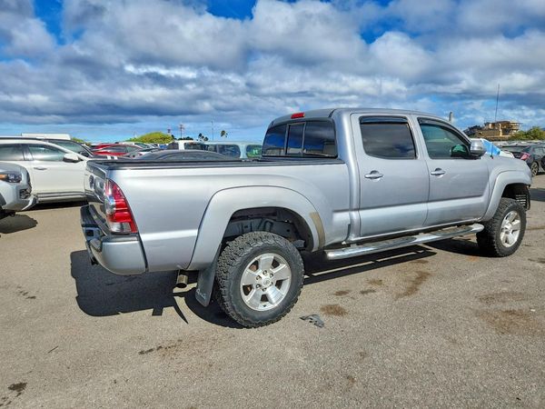 2014 TOYOTA TACOMA Delux Grade