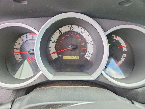 2014 TOYOTA TACOMA Delux Grade
