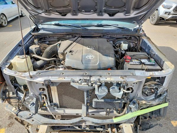 2014 TOYOTA TACOMA Delux Grade