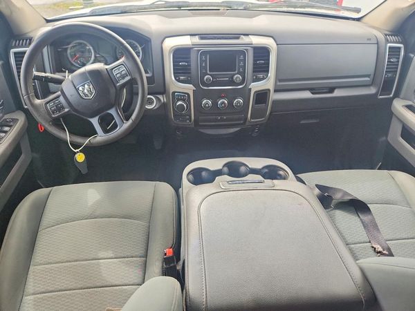 2018 RAM 1500 SLT