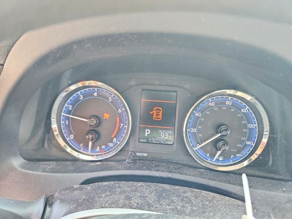 2019 TOYOTA COROLLA