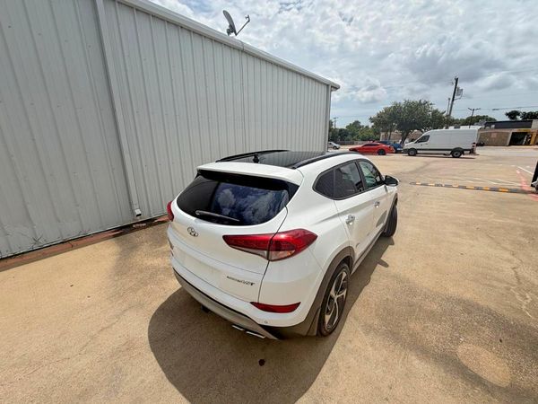 2018 HYUNDAI TUCSON