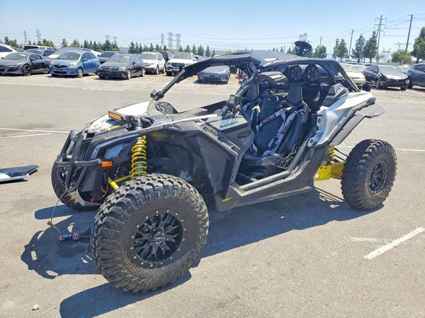 2018 CAN-AM MAVERICK X3