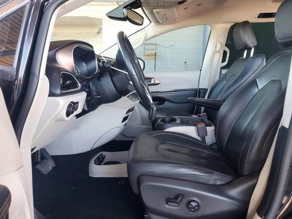 2019 CHRYSLER PACIFICA