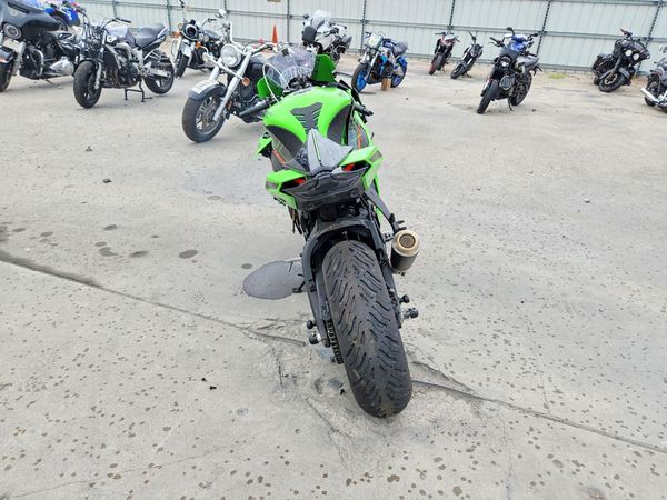 2024 KAWASAKI ZX1002