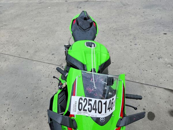 2024 KAWASAKI ZX1002