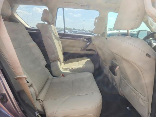 2022 LEXUS GX