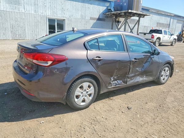 2017 KIA FORTE