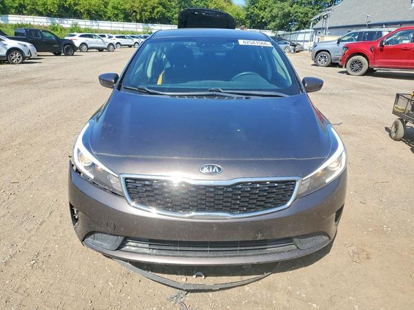 2017 KIA FORTE