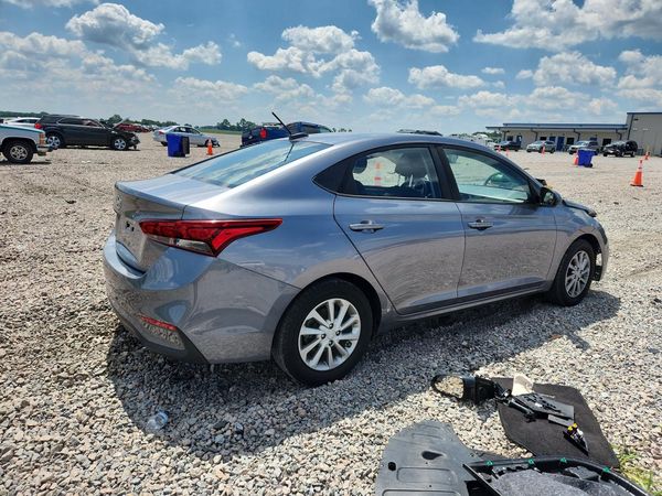 2018 HYUNDAI ACCENT SE and SEL
