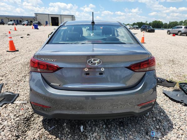 2018 HYUNDAI ACCENT SE and SEL