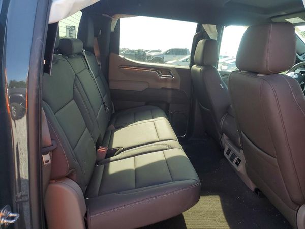 2025 CHEVROLET SILVERADO LT