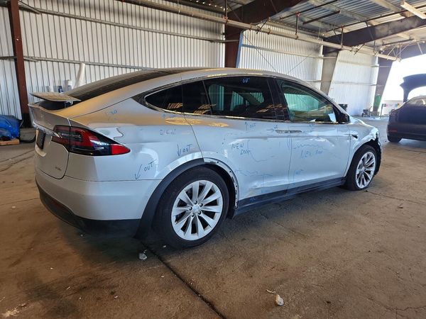 2018 TESLA MODEL X