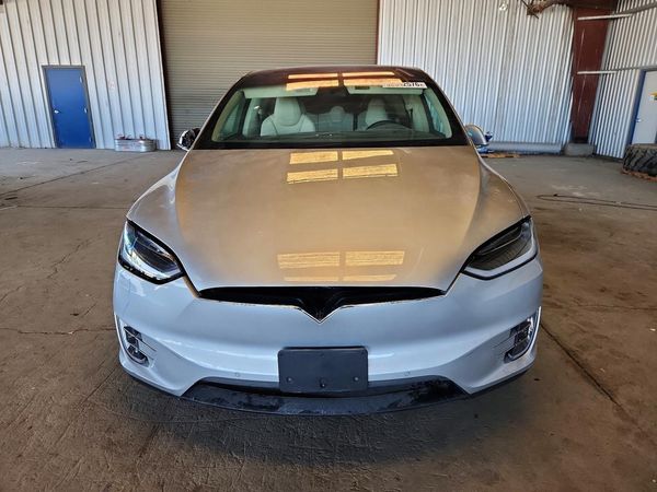 2018 TESLA MODEL X